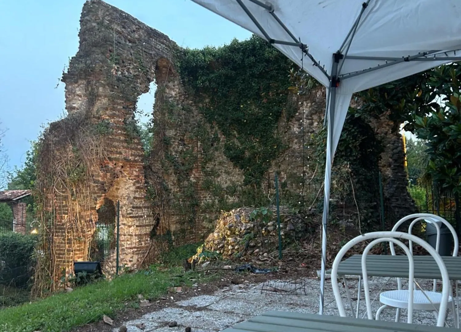 Hotel Castello Il Petalo Truccazzano Locanda